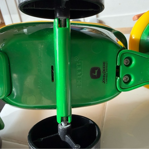 Vintage John Deere Pull-Along Animal Hayride Tractor Toy Tomy ERTL - No Sound - Picture 7 of 9